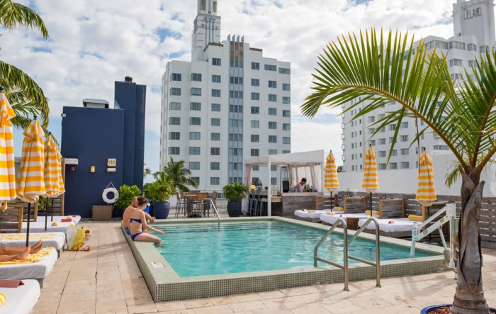 Catalina Hotel & Beach Club